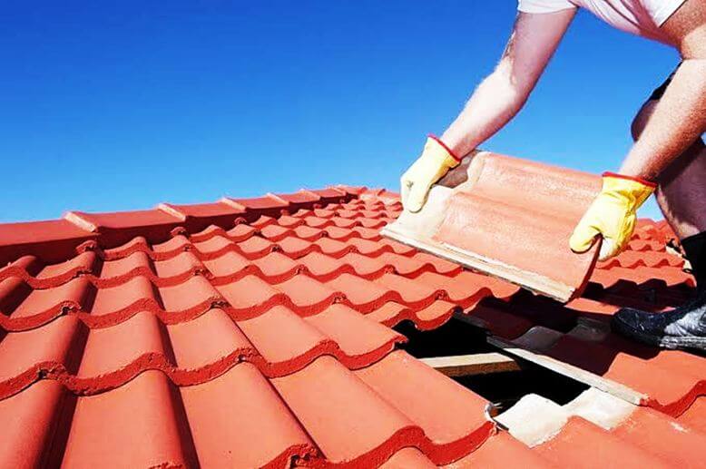 Factors to Consider Before Hiring a Roof Repair Service