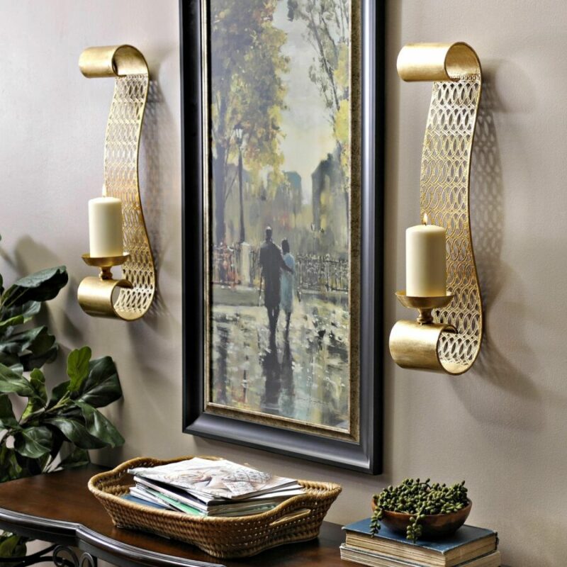 Decorate your walls with sconces